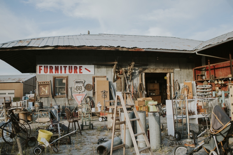 large-young-family-antique-shop-utah-photographer-wish-photography_0001